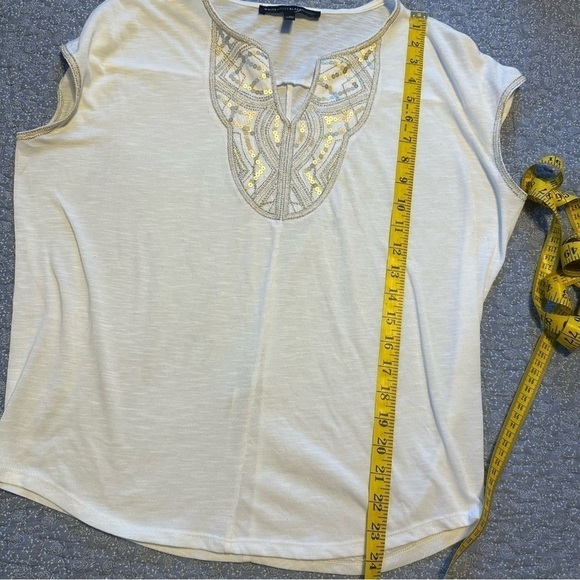 White House Black Market Gold Thread Trimmed V-neck & Sleeves w/ Sequins Size S - Picture 10 of 10